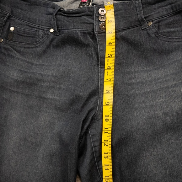 Torrid High Rise Women Plus Size 18R Dark Blue Washed Denim Skinny Casual Jeans - Picture 8 of 12